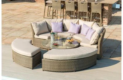 Maze Rattan Winchester Garden Furniture Daybed - Maze Rattan 